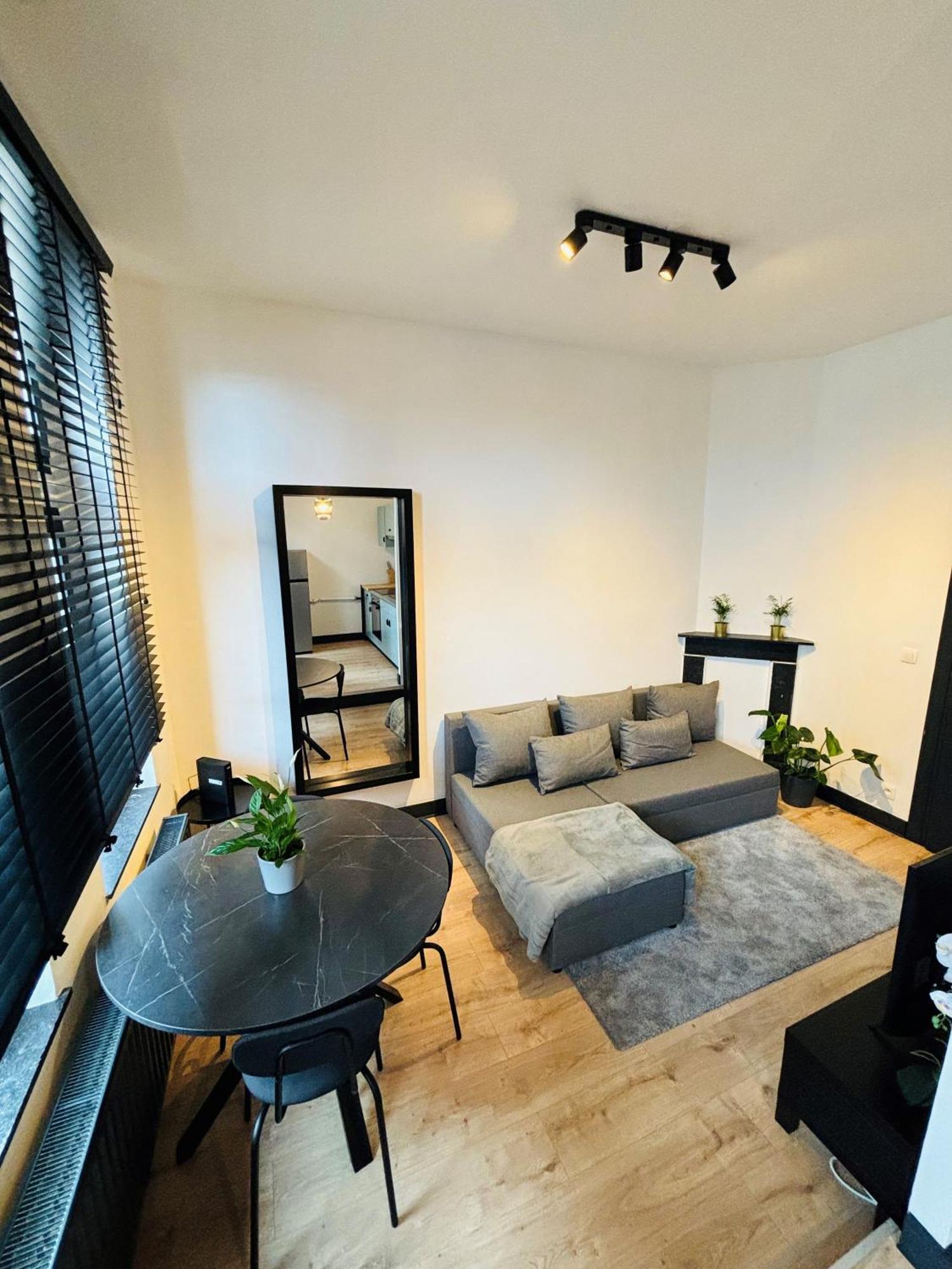 Appartement Cosy Liege Station Extérieur photo